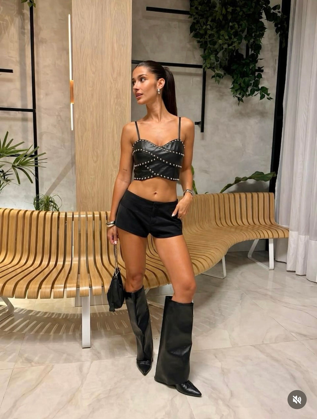Cropped Feminino Western Courino com Tachas