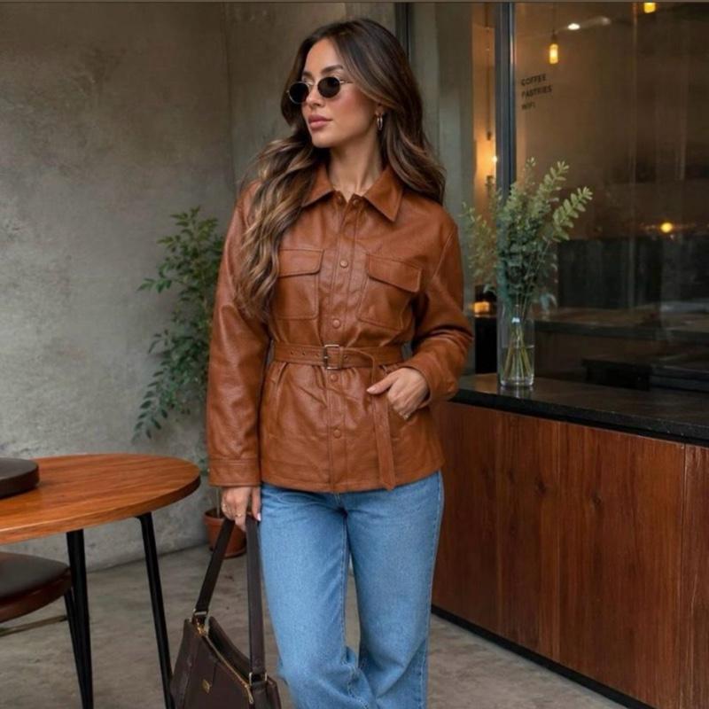 Jaqueta Parka de Couro Feminina com Cinto e Bolsos Estilo Moderno e Elegante